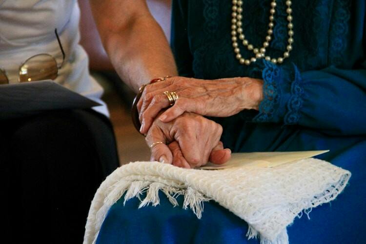 Komt u naar de ontmoetingsgroep voor mantelzorgers van iemand met dementie? — lezing in Hardinxveld-Giessendam